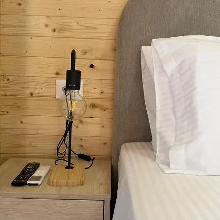Domek alpejski Paradise Beachfront Borsh
